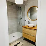 Apartman Renove - Wifi - 3 Min Gare - 15min Plages - Centre