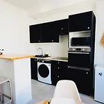Appartement Renové - Wifi - 3 Min Gare - 15min Plages - Centre