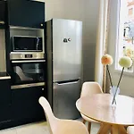 Renové - Wifi - 3 Min Gare - 15min Plages - Centre *