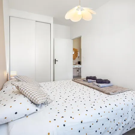 Appartamento Renové - Wifi - 3 Min Gare - 15min Plages - Centre